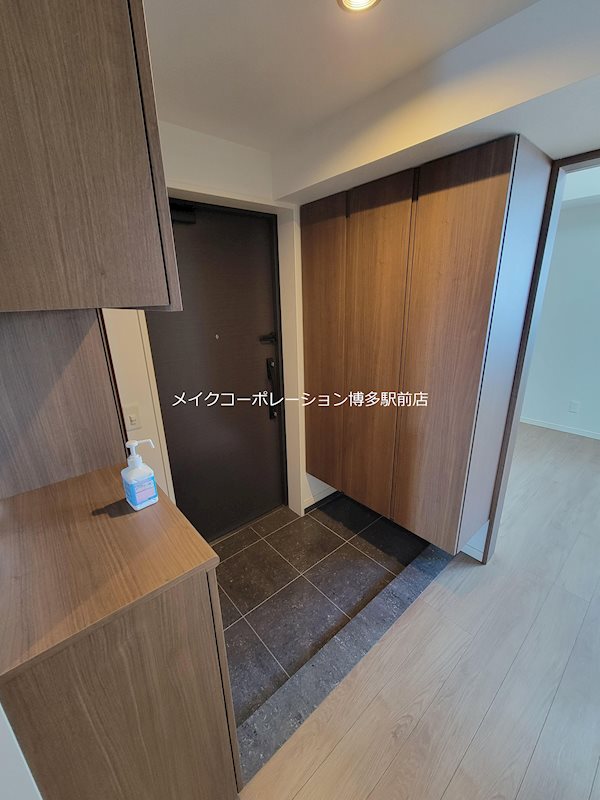 玄関 レジア赤坂テラス 玄関