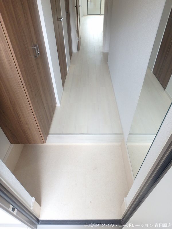 メゾンドソレイユ 玄関