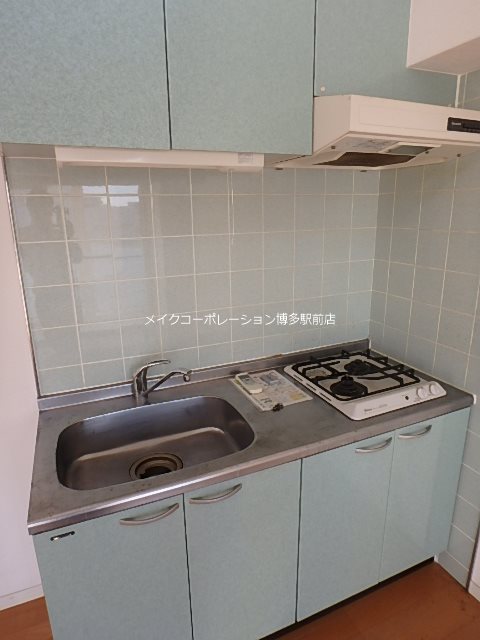 ハイディングプレイス東比恵  キッチン