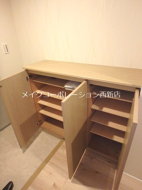 玄関 プライムメゾン百道浜 その他8