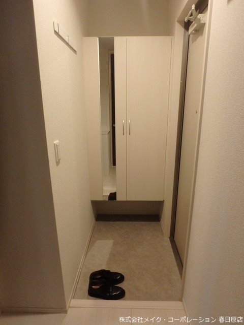 D-roomアルバ諸岡B棟 玄関