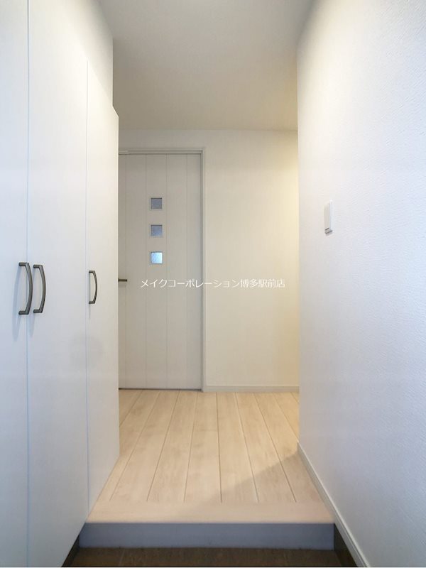 玄関 モダンパラッツォ天神南リーフ 玄関