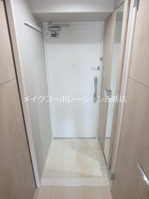 インプルーブ西新 玄関