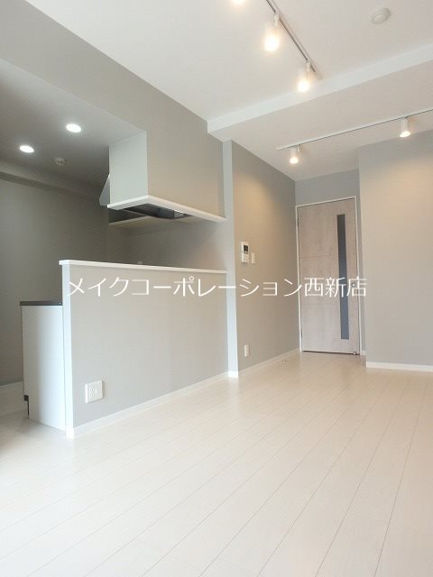 リビング インプルーブ西新 リビング