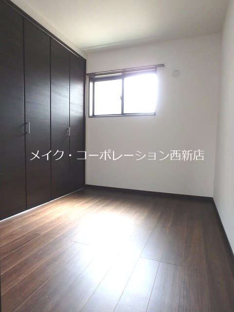 ベッドルーム ロザンナ ベッドルーム