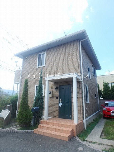 メープルコートC棟～駐車場2台付き～ 外観