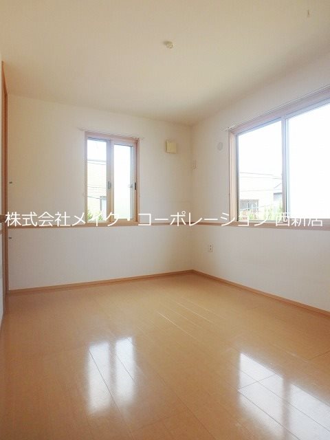 メープルコートC棟～駐車場2台付き～ ベッドルーム