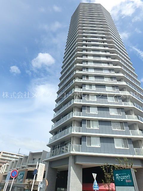 ラクレイス西新レジデンシャルタワー 外観