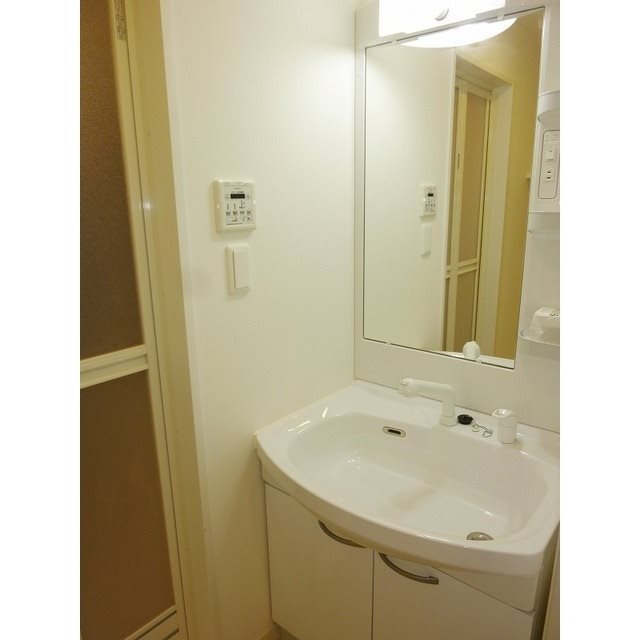 洗面所 ラクレイス西新レジデンシャルタワー その他4