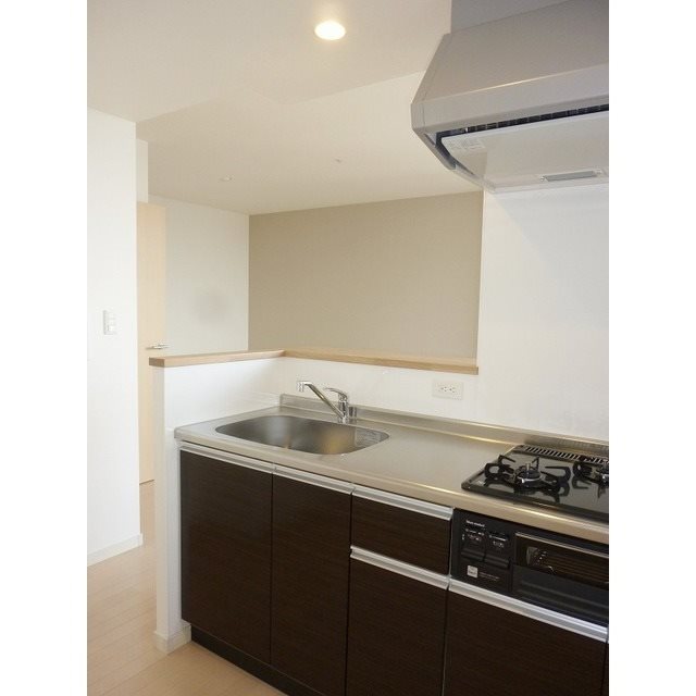 ラクレイス西新レジデンシャルタワー キッチン