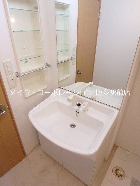 同物件、別部屋の写真です。 BJハウス博多 その他1
