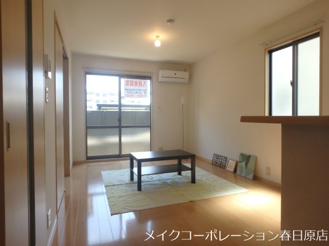 フローラルコートD棟 リビング