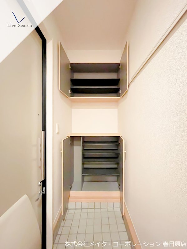 シャーメゾン和E棟 玄関