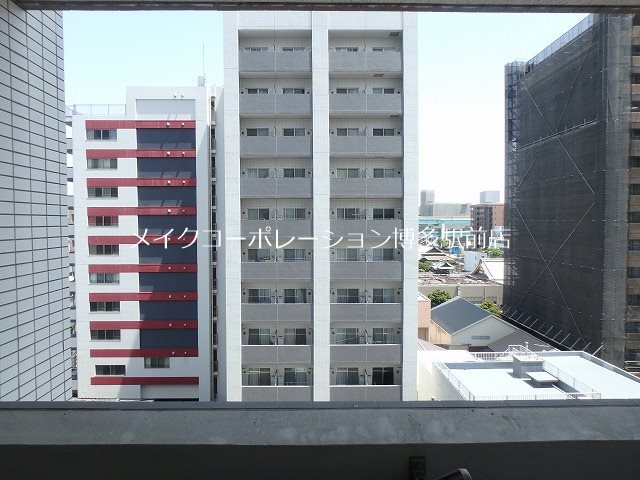 ピュアドームエクサイト博多 ベランダ