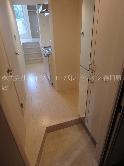 リ・アンジュ井尻 玄関