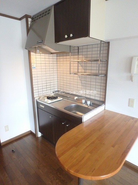 パークコート箱崎ＥＡＳＴ キッチン