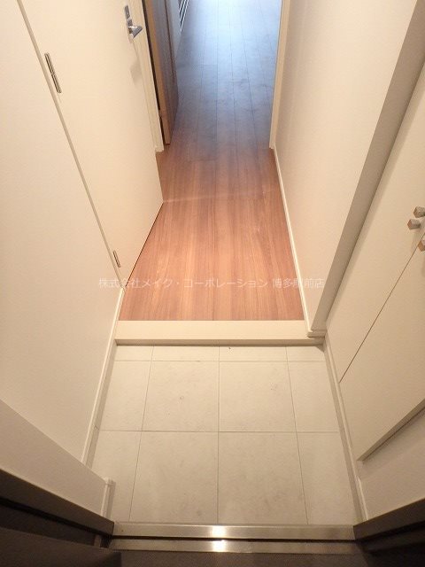 エンクレスト博多ハーモニー 玄関