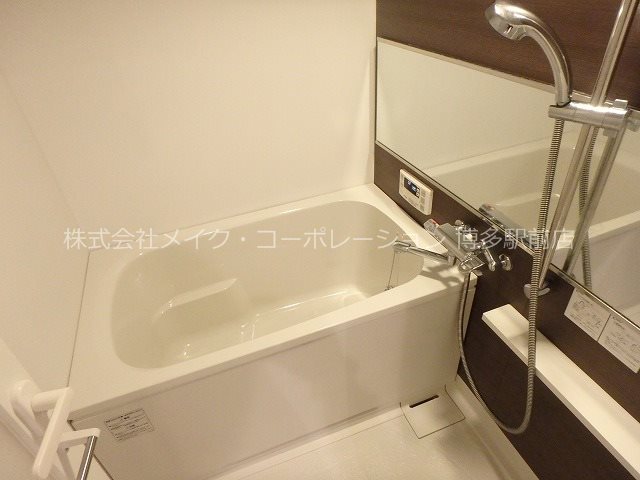 エンクレスト博多ハーモニー 風呂画像