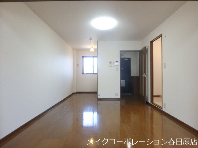 コンフォーレ・ミカサ リビング
