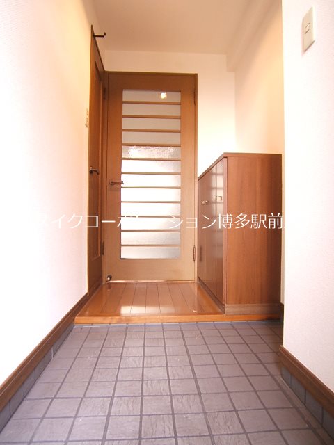 ※入居中の為別部屋写真使用現状優先 ヴェルジュ薬院 玄関