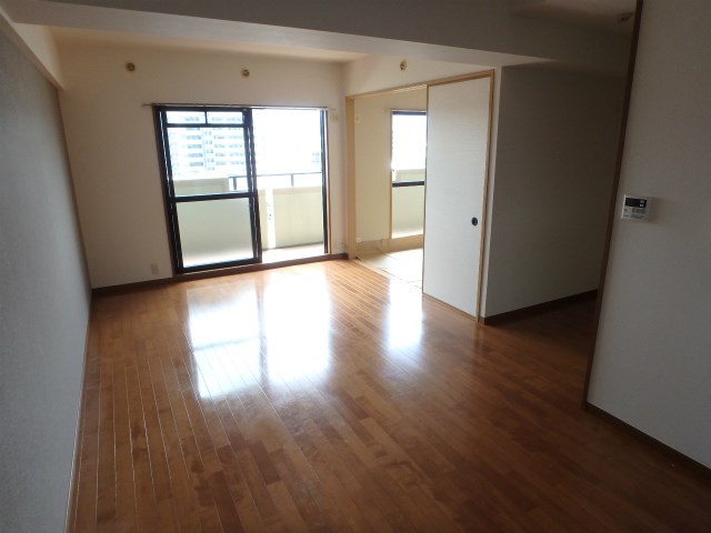 サンリバー博多南Ⅱ リビング