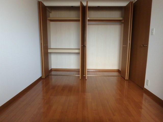 サンリバー博多南Ⅱ ベッドルーム