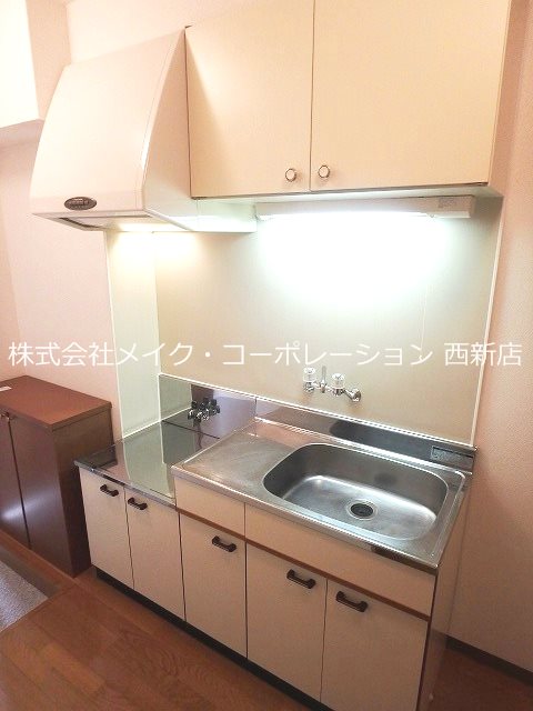 サニーハイツ愛宕 キッチン