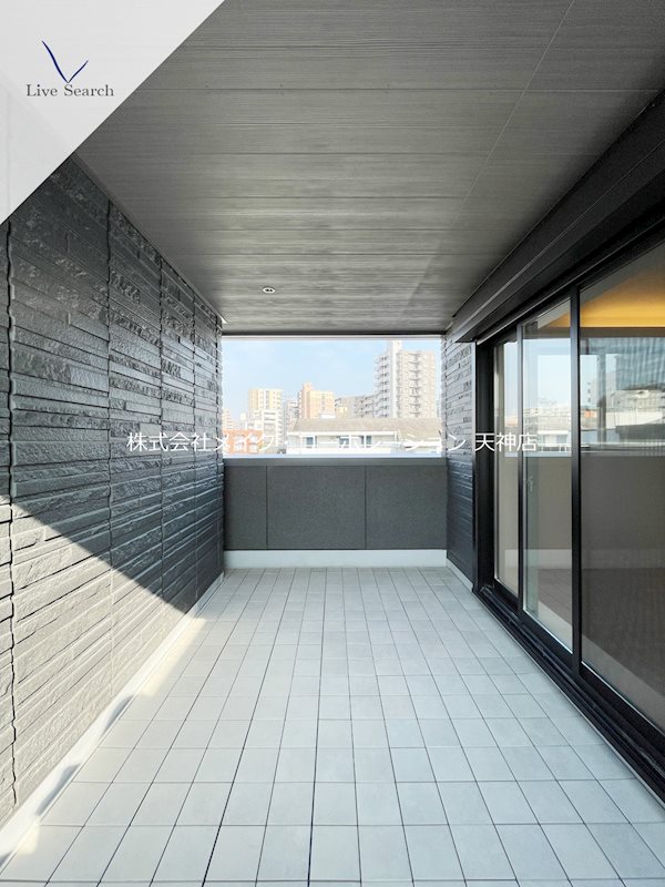 ShamaisonLuxuar平尾山荘通 ベランダ