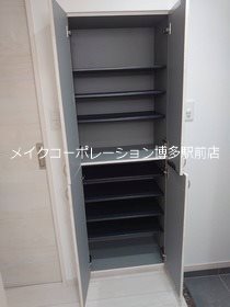 ブレス唐人町駅前  玄関