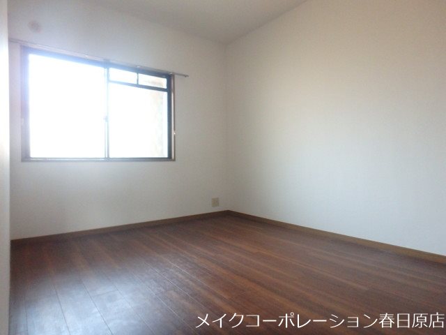 ファミール春日2 ベッドルーム