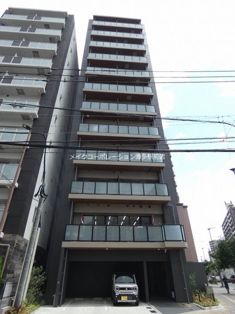 サードプレイス吉塚駅前 外観