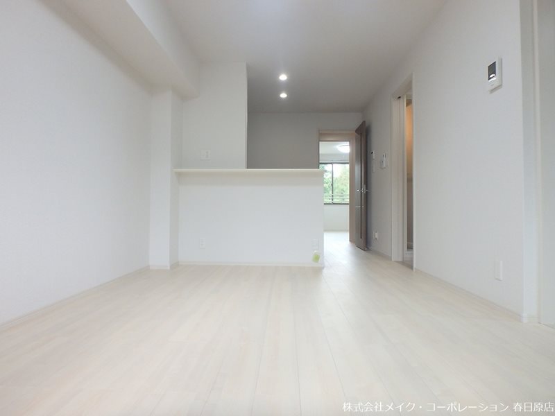 写真は同型タイプ メゾンドソレイユ リビング