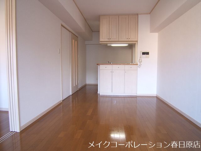 写真は同型タイプ ホープSパレス リビング