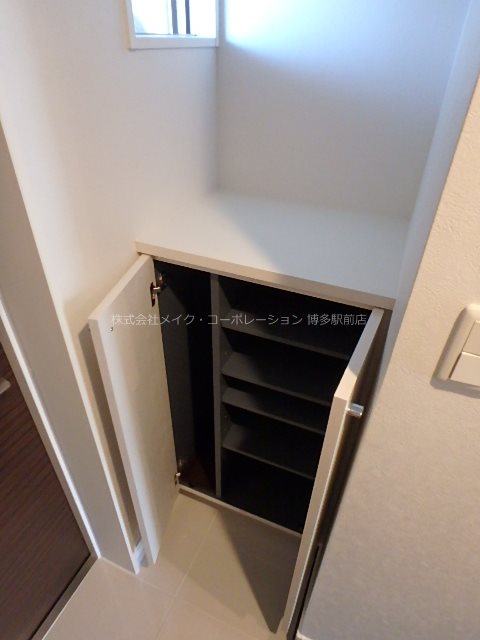 エンクレスト博多駅東 玄関