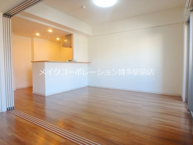 プランドール高砂 リビング