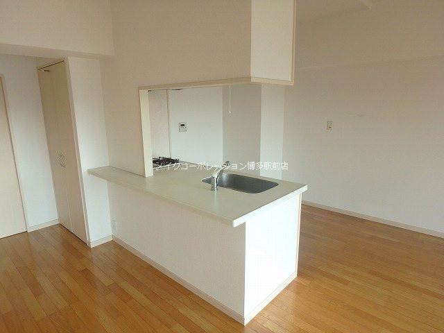 キッチン ボヌール博多 キッチン