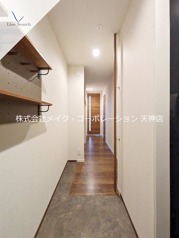 シャーメゾン日赤通り 玄関