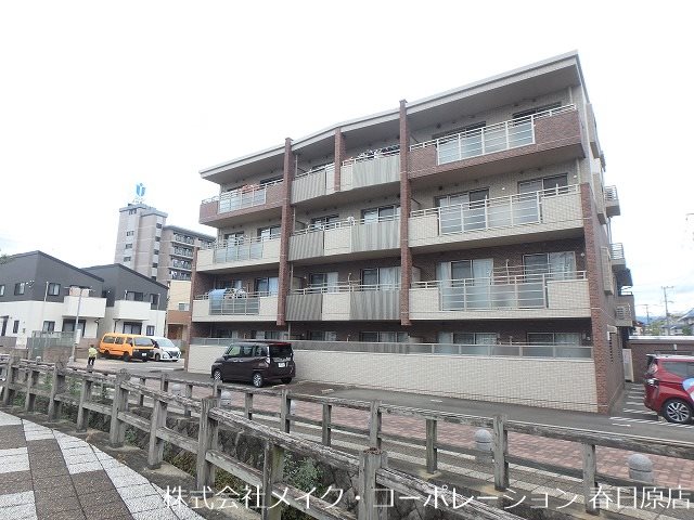 クレールブラン 301号室 外観