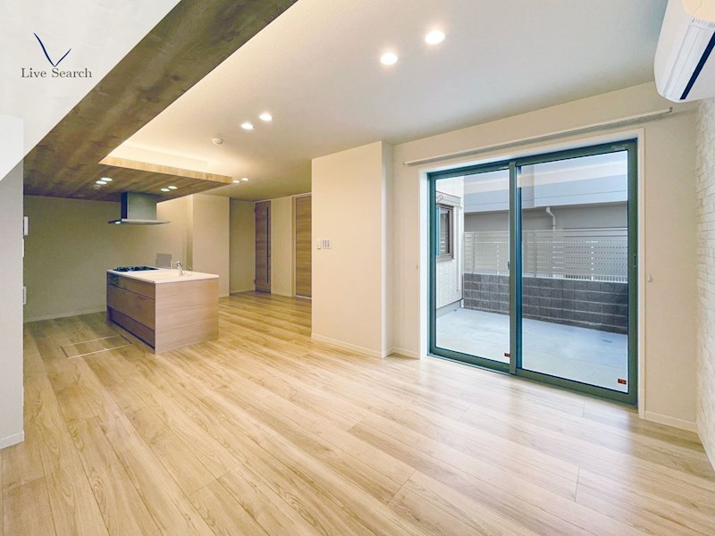 シャーメゾン日赤通り リビング