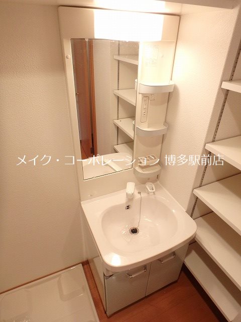 洗面所 サンネストピア箱崎駅前 その他1