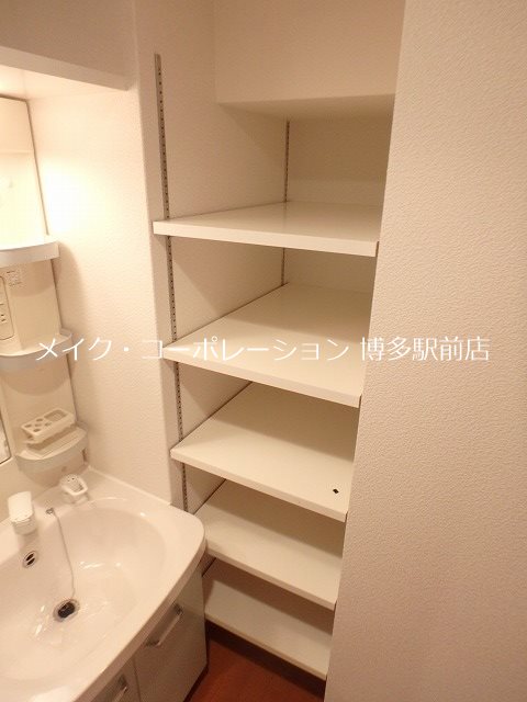 収納 サンネストピア箱崎駅前 その他11