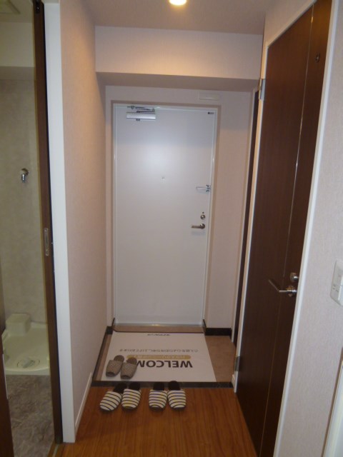 写真は同型タイプ シャルマン愛知 玄関