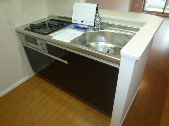 写真は同型タイプ シャルマン愛知 キッチン