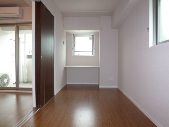 写真は同型タイプ シャルマン愛知 ベッドルーム