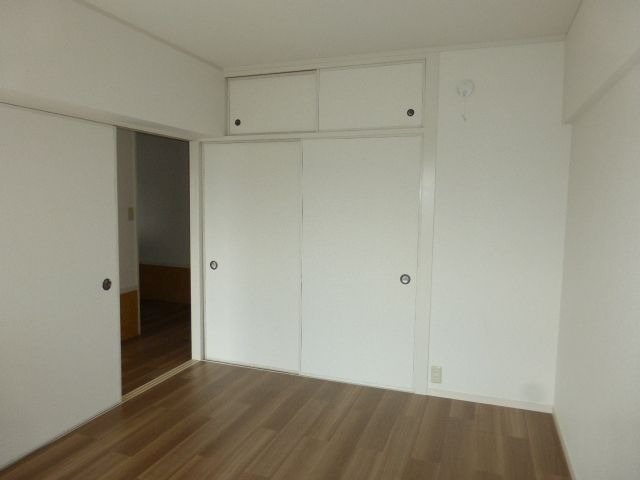 ベッドルーム AGビル小田部 ベッドルーム