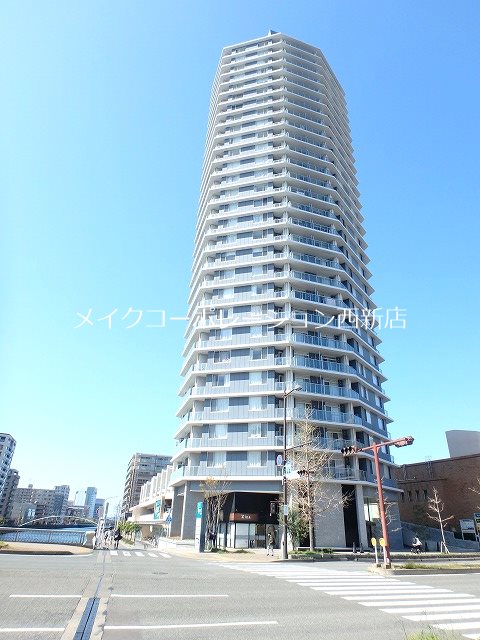 ラクレイス西新レジデンシャルタワー  外観