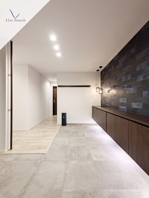 シャーメゾン浄水通り 玄関