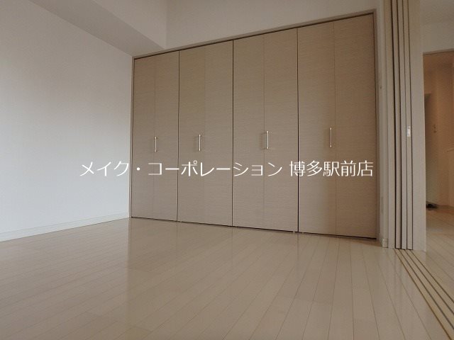 プライムアーバン博多 ベッドルーム