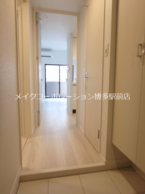 エンクレストベイサイド通り 玄関