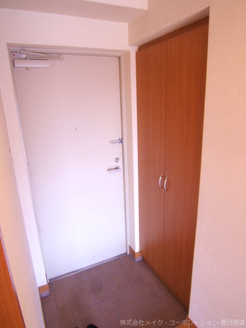 写真は同型タイプ ルピナス銀天町 玄関